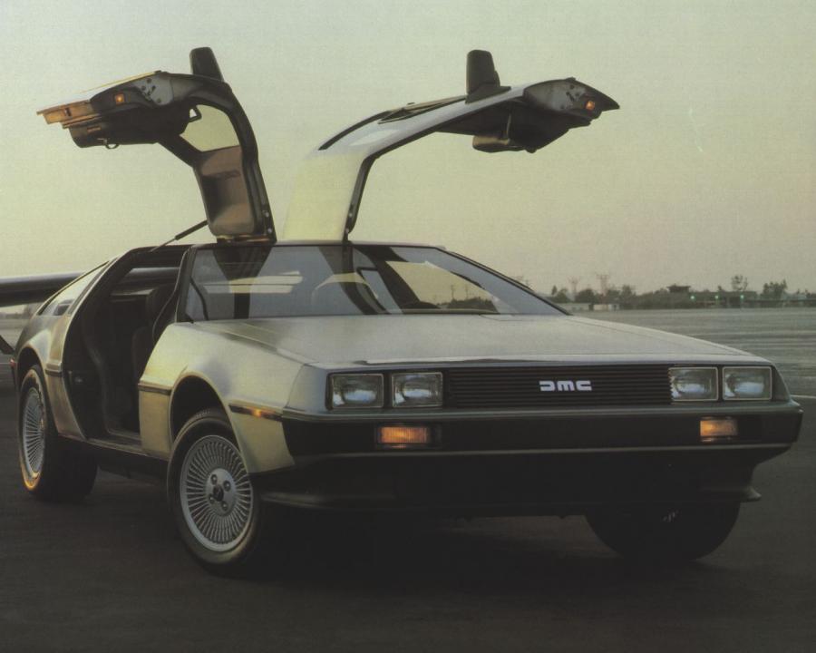  DeLorean DMC-12 1989 года  (фото 25 из 32)